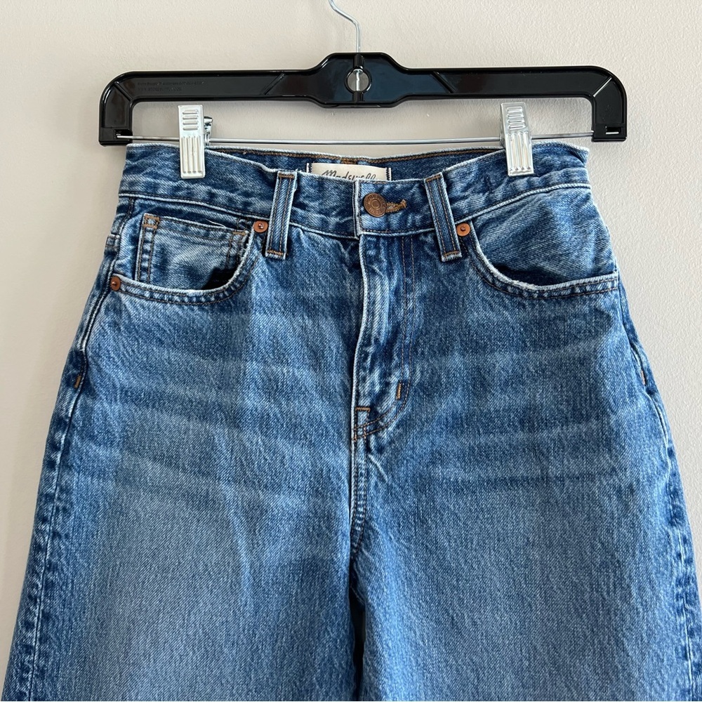 Madewell Superwide-Leg Jeans in Halleran Dark Medium Blue Wash, size 23 - Picture 5 of 14